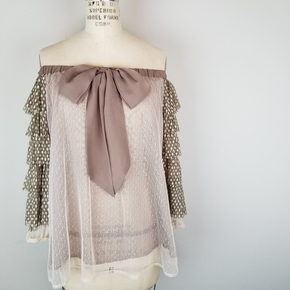 Ryu Off the Shoulder Swiss Dot Ruffled Sleeve Blouse with Large Bow * Small
